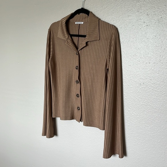 Reformation Ribbed Button-up - Picture 4 of 7